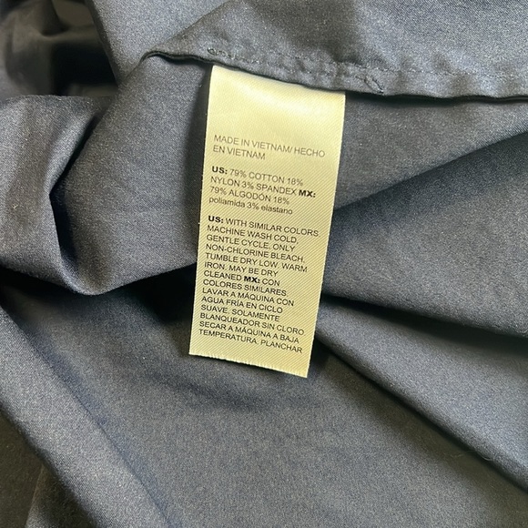 Chico's Blue Boxy Cropped Button Down Shirt - Picture 5 of 5